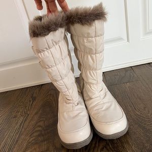 Winter boots